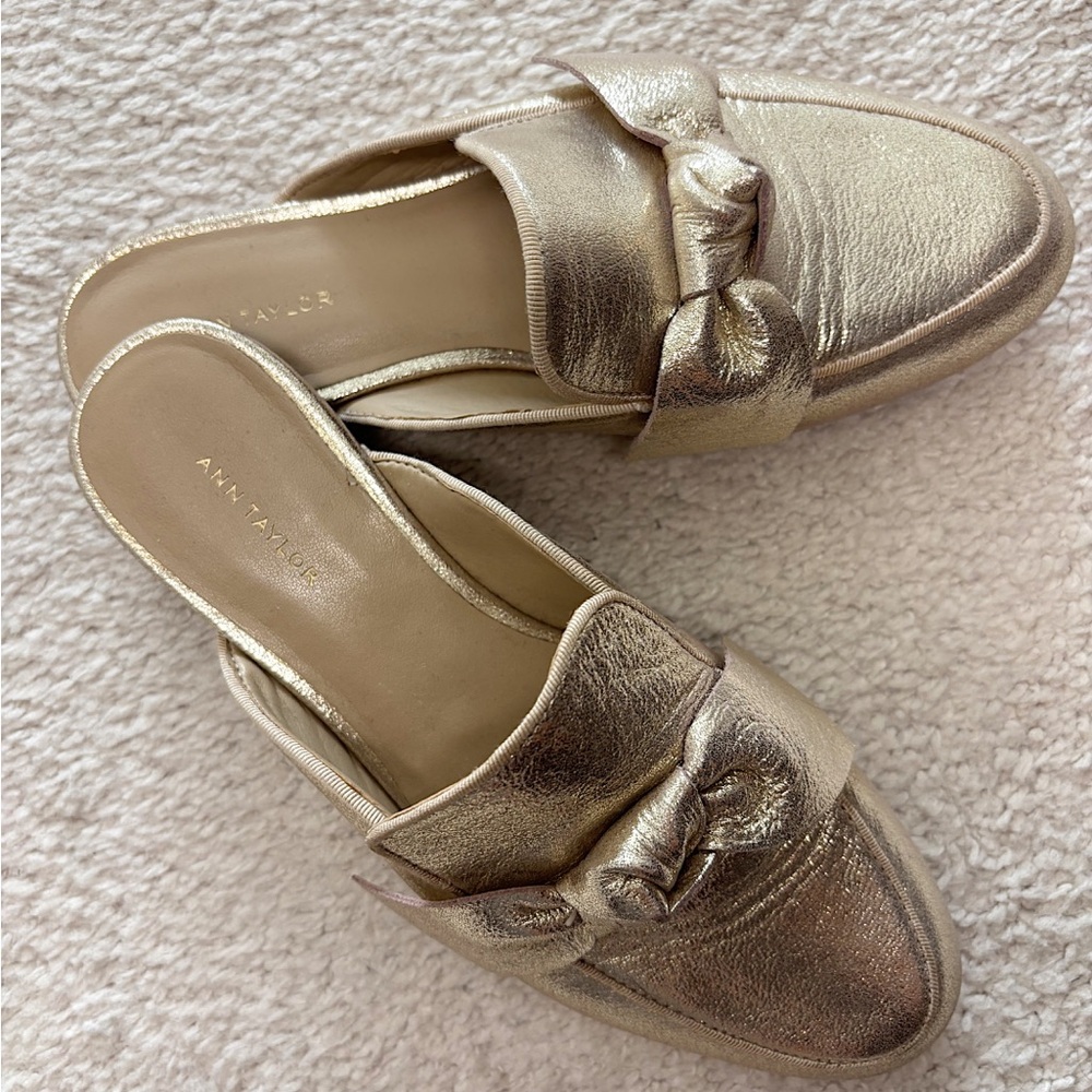 AnnTaylor Gold Leather Slip On Mules W/Bow Shoes